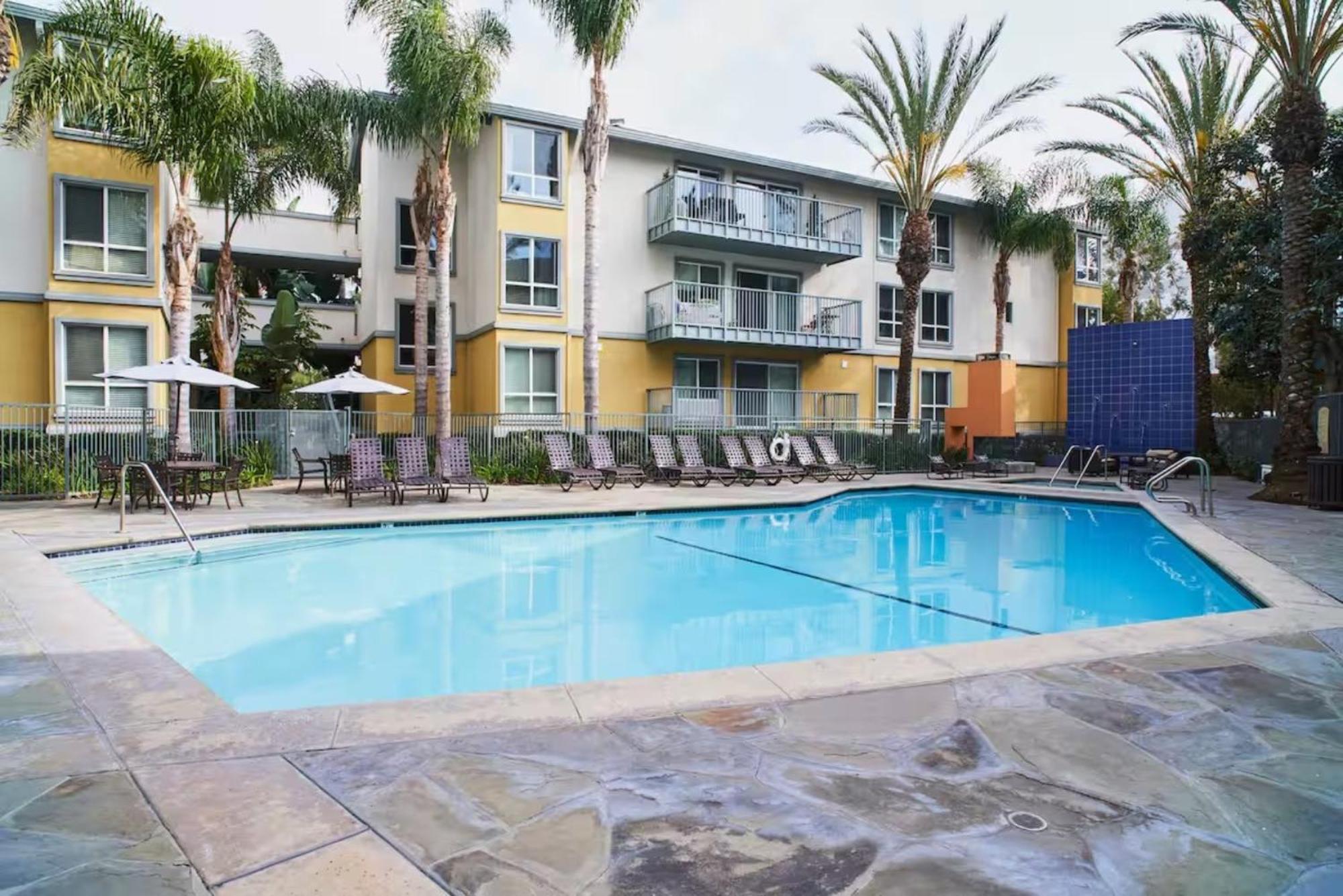 Apartamento Beverly Luxe I 2bed 2bath I Pool I Jacuzzi I Gym I Parking
